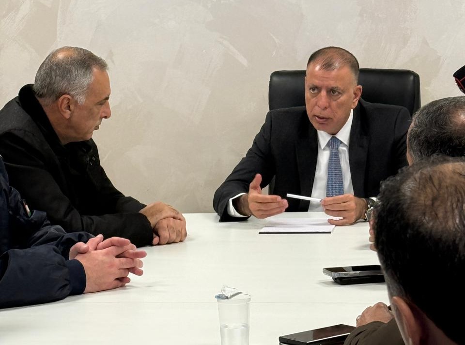 Madar Al-Saa Images 0.45952747896546897