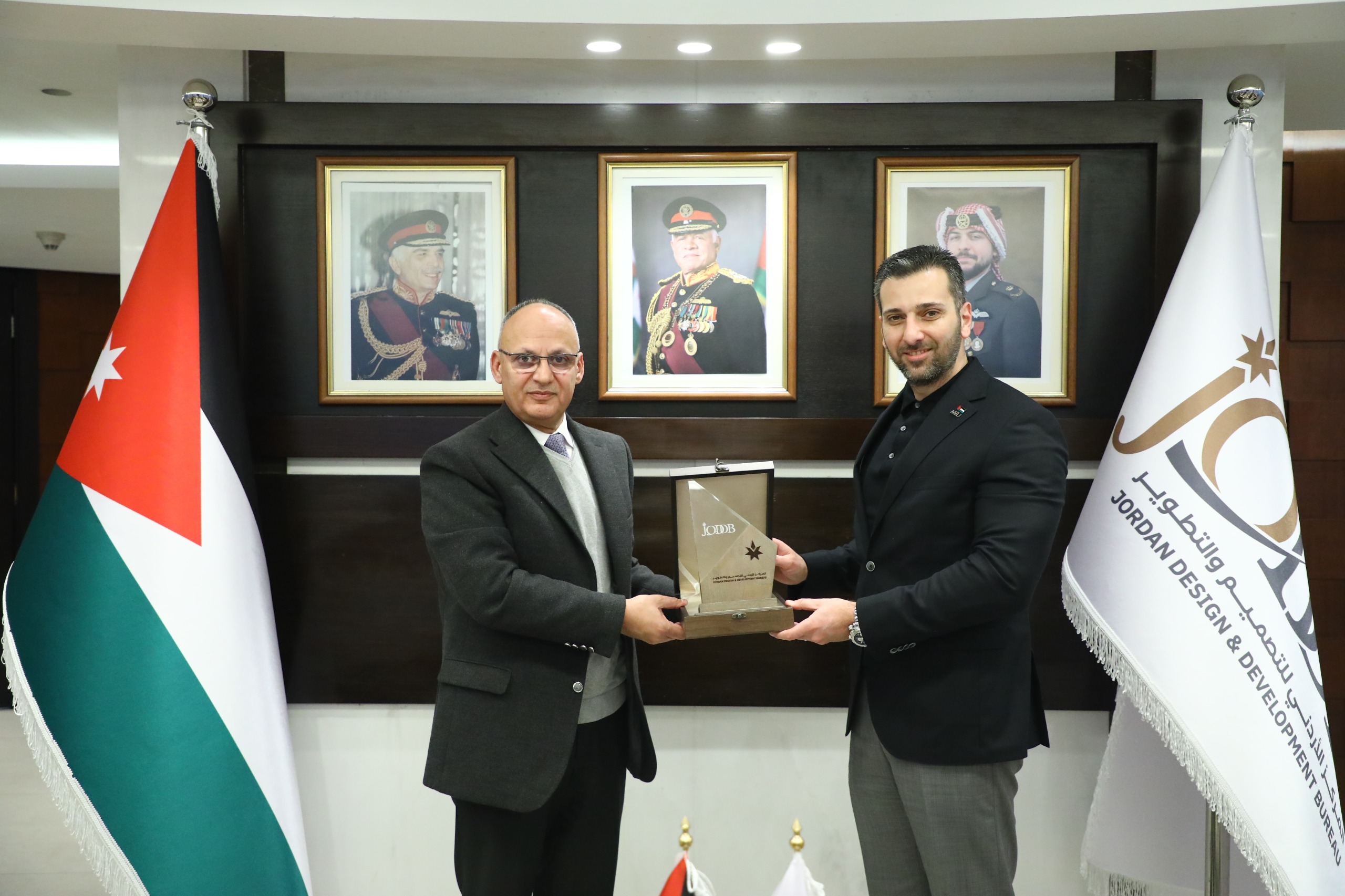 Madar Al-Saa Images 0.4015139107781067