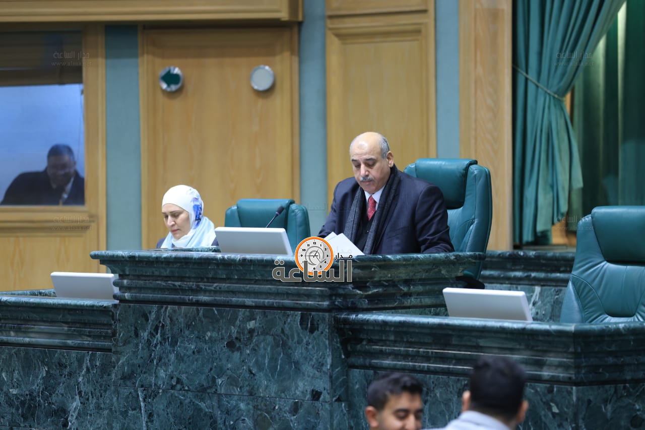 Madar Al-Saa Images 0.6448139058759732