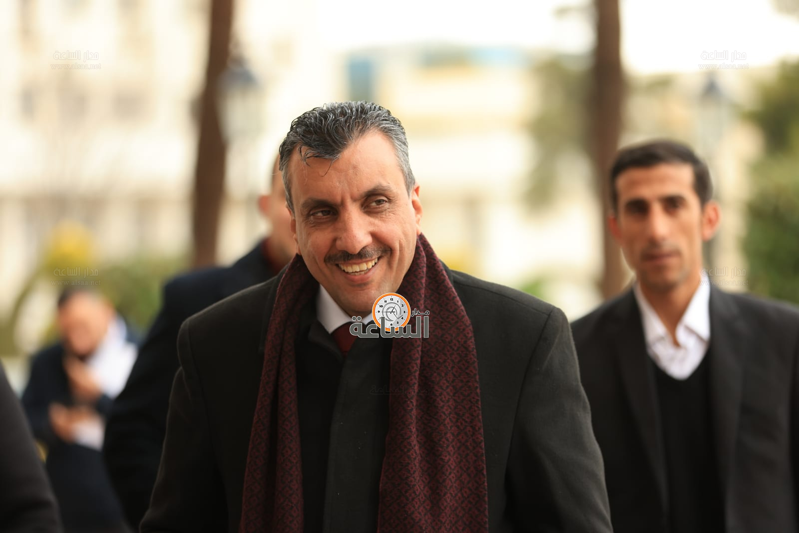 Madar Al-Saa Images 0.9756297707156746