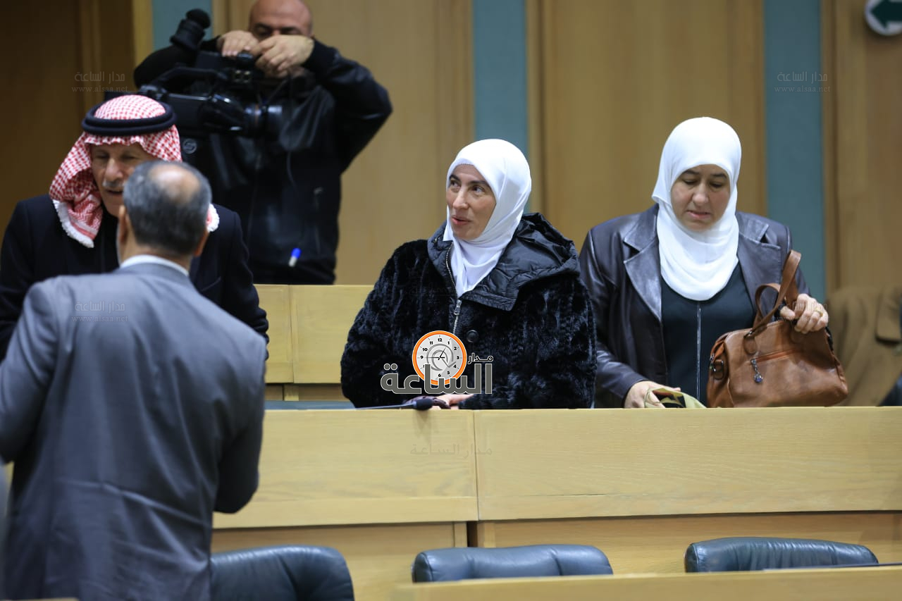 Madar Al-Saa Images 0.6388413102976603