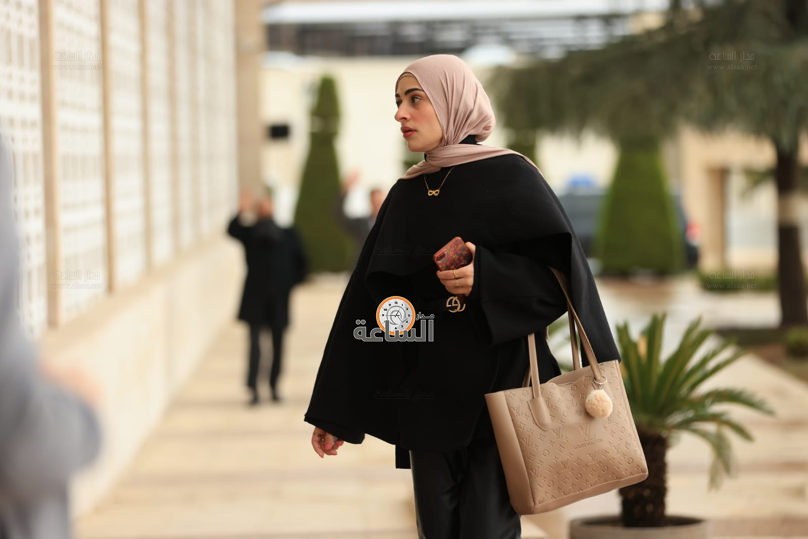 Madar Al-Saa Images 0.9759931116414153