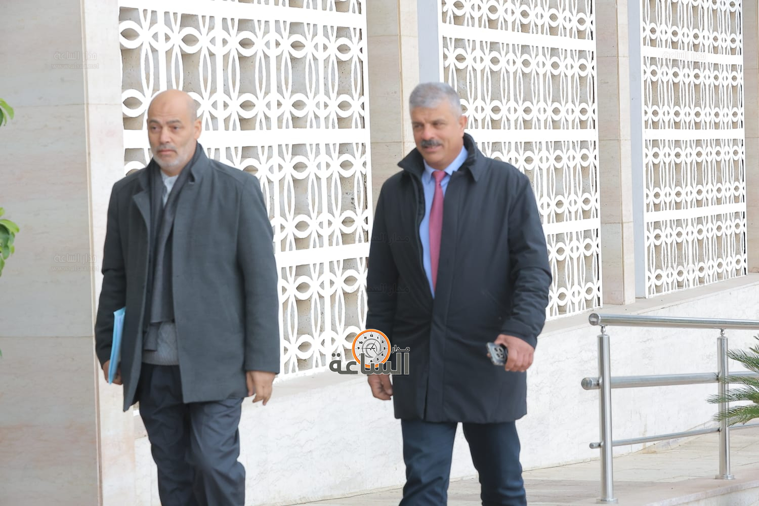 Madar Al-Saa Images 0.7669711380434121