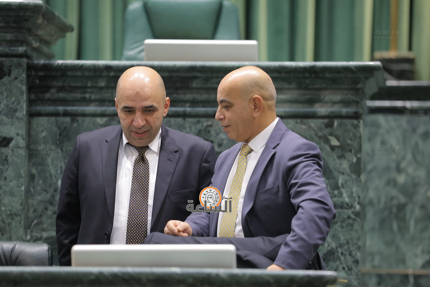 Madar Al-Saa Images 0.7540413624579378