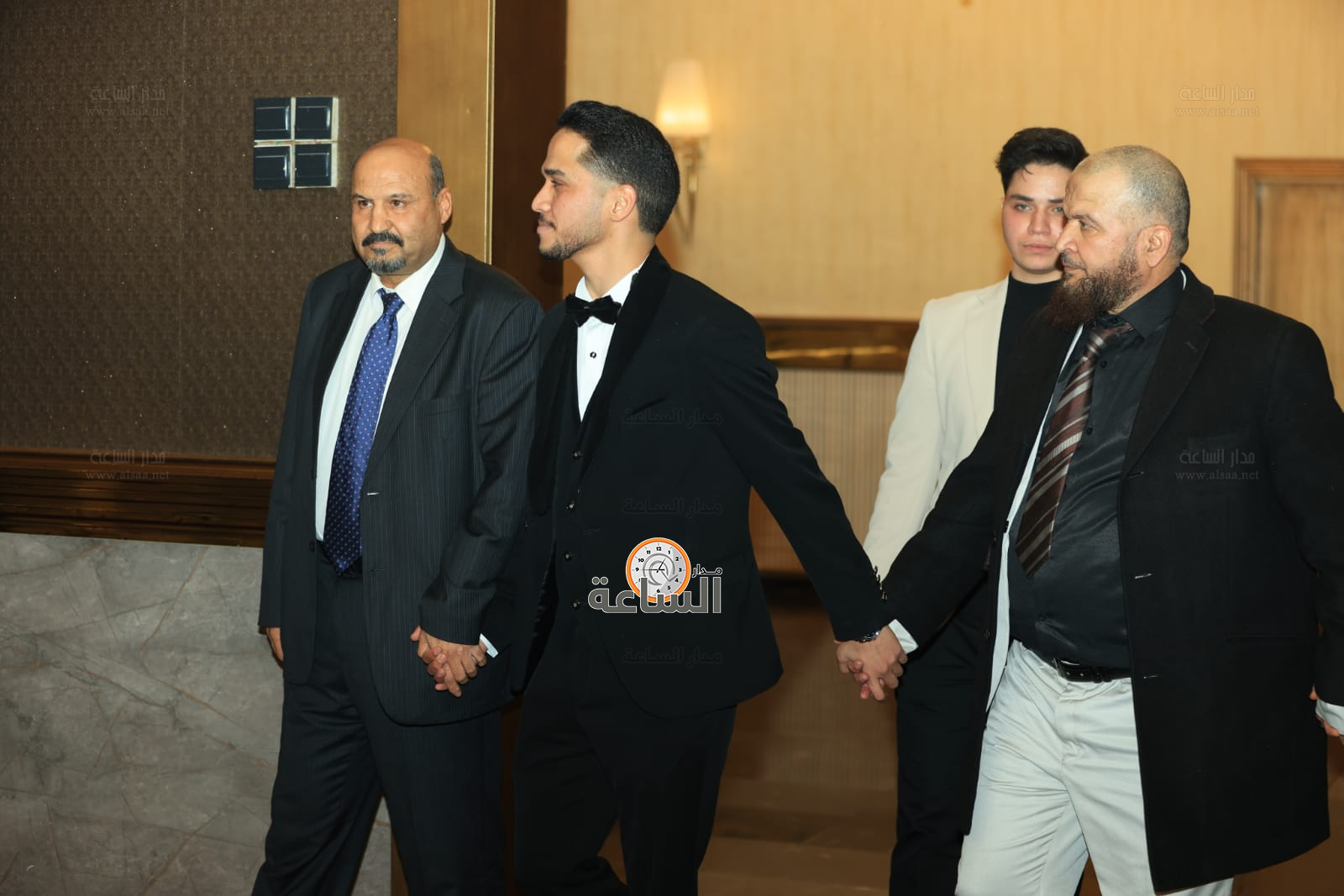 Madar Al-Saa Images 0.9790652085230782