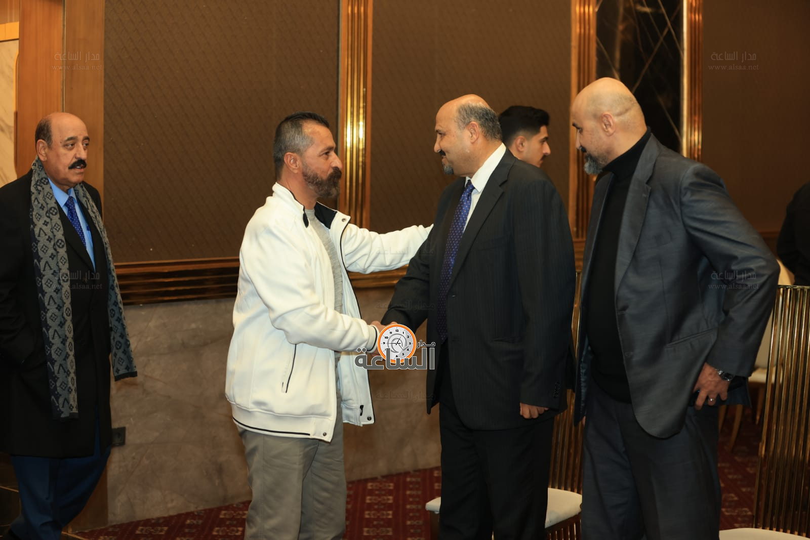 Madar Al-Saa Images 0.6158721246151873