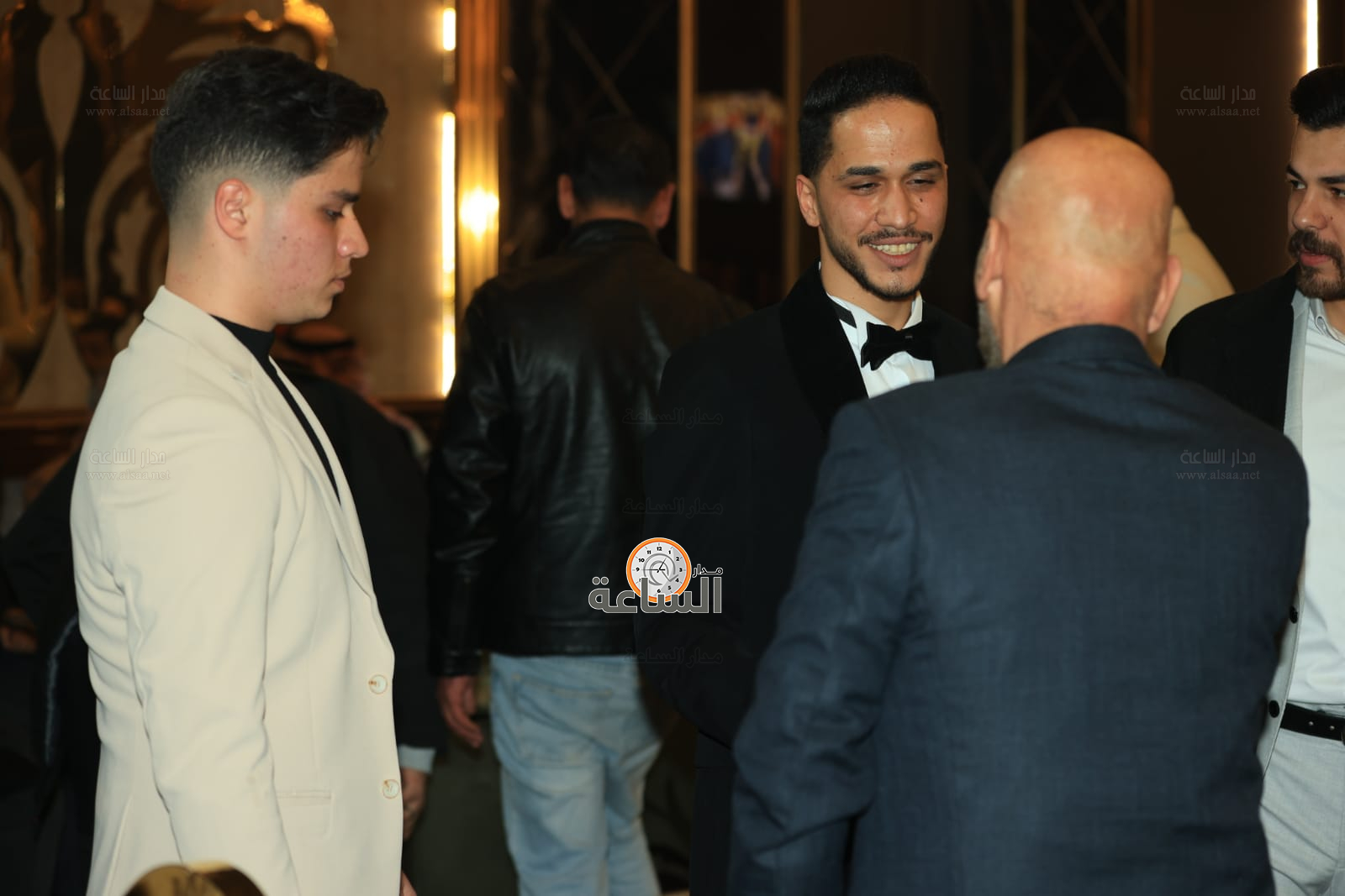 Madar Al-Saa Images 0.4491014134309135