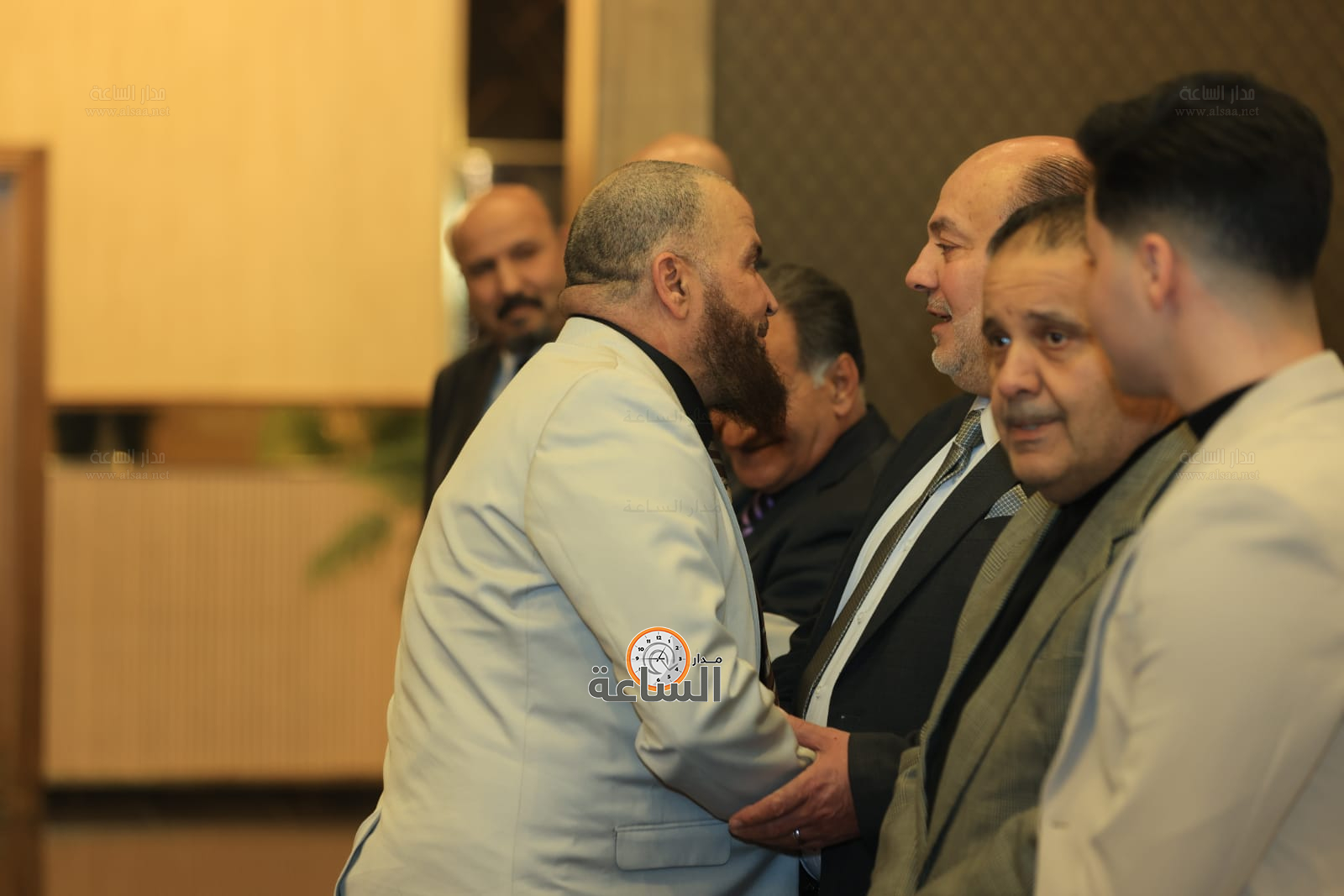 Madar Al-Saa Images 0.6483761943549786