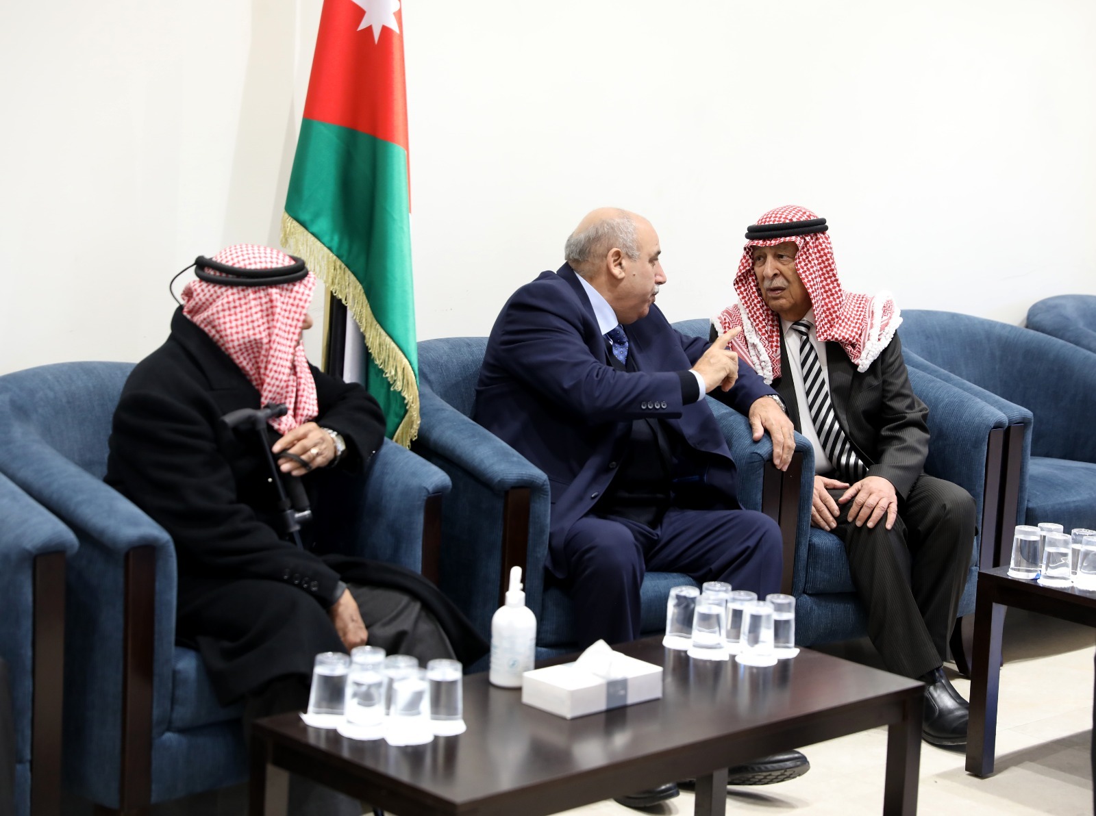 Madar Al-Saa Images 0.1028876673809167