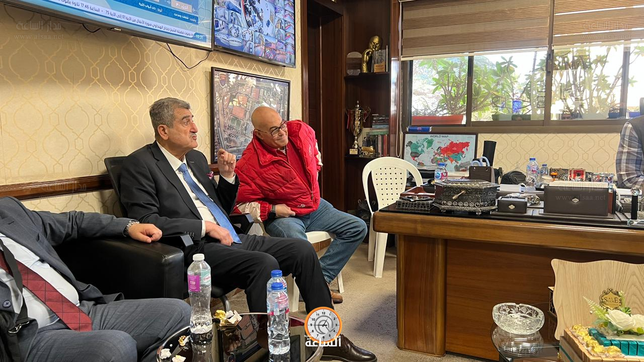 Madar Al-Saa Images 0.860906421971136