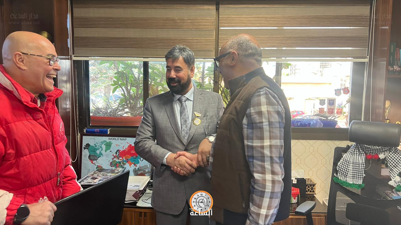 Madar Al-Saa Images 0.3853419905830825