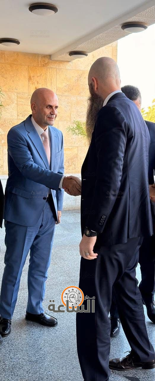 Madar Al-Saa Images 0.7743845628736786