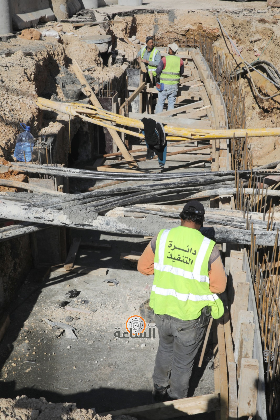 Madar Al-Saa Images 0.41371504735650766