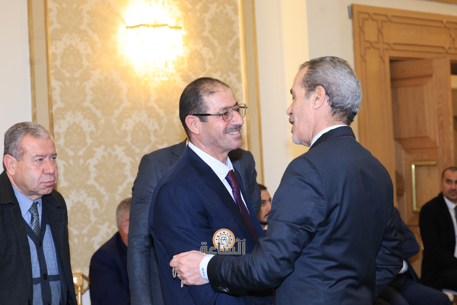 Madar Al-Saa Images 0.14048704171173276