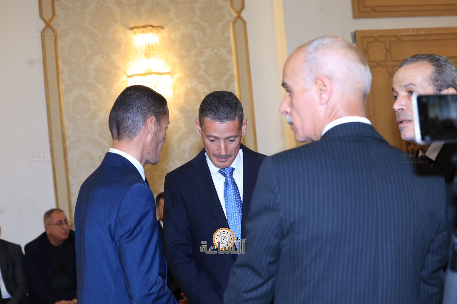 Madar Al-Saa Images 0.8834108724096132