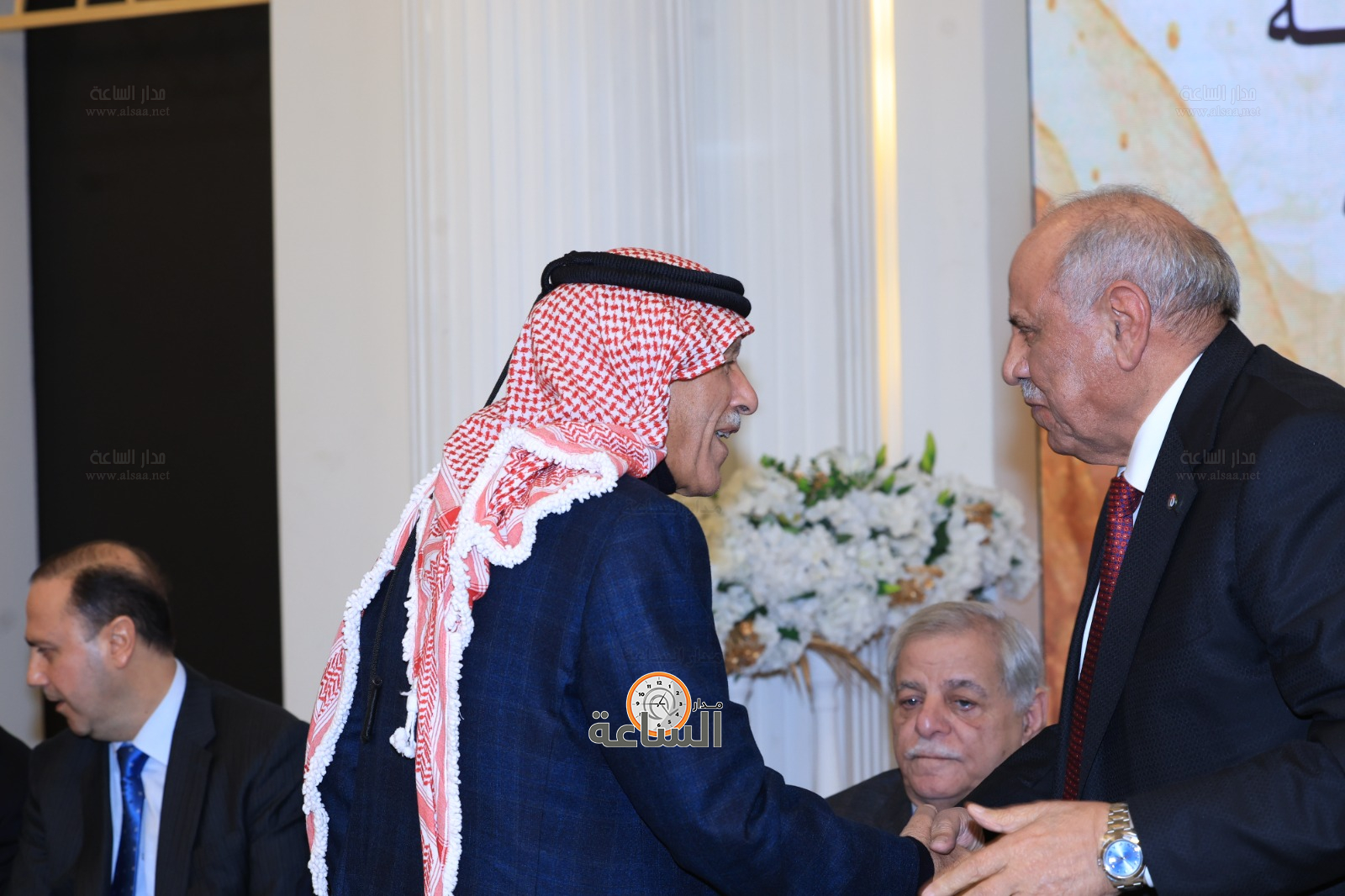 Madar Al-Saa Images 0.9332350435454402