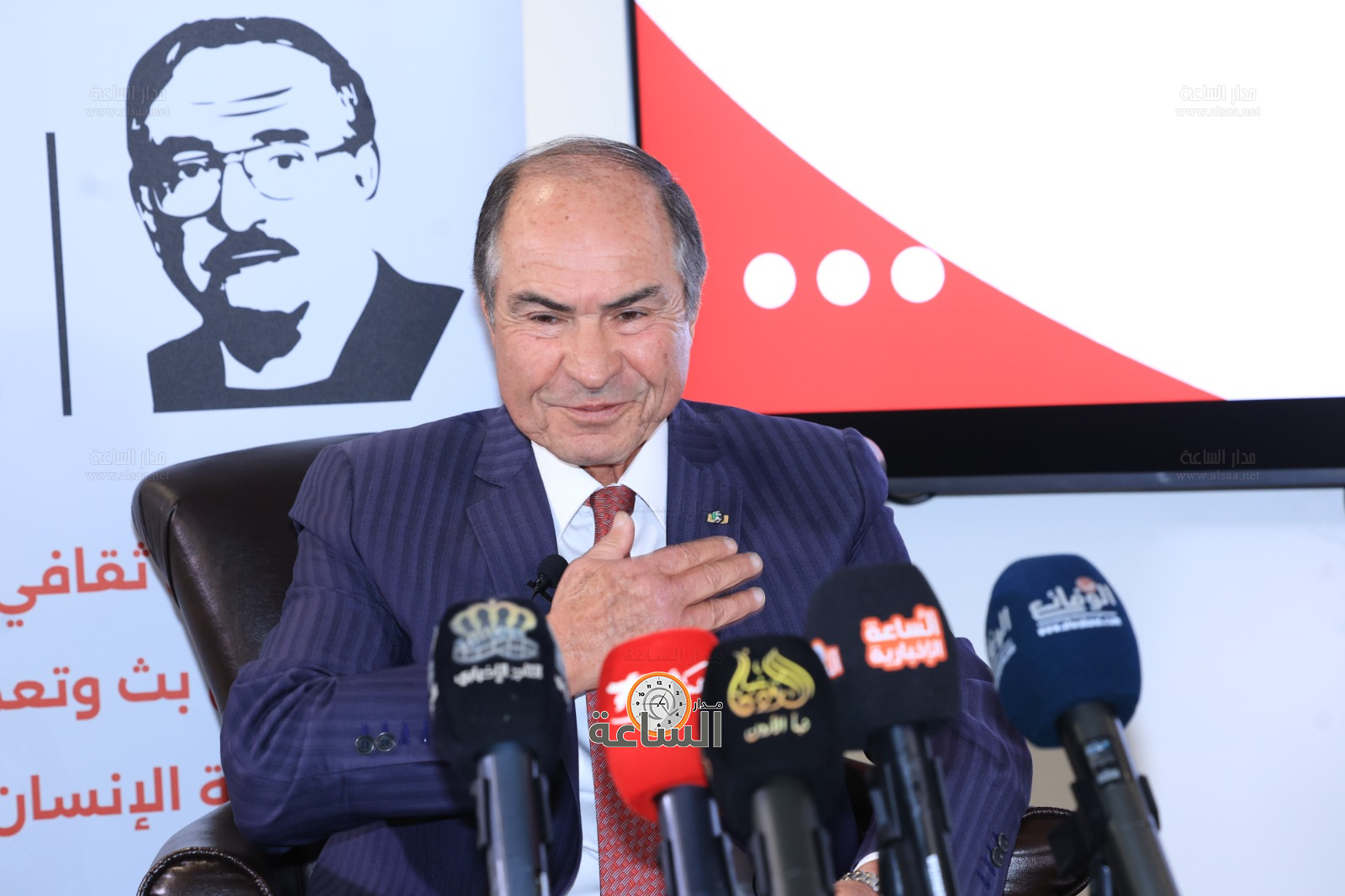 Madar Al-Saa Images 0.730737457339086