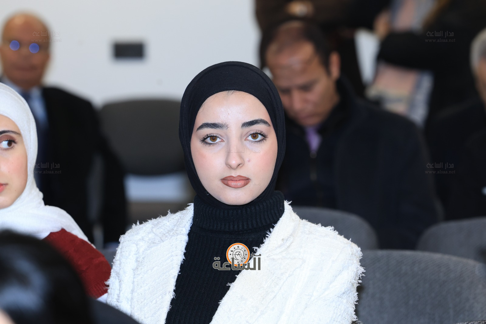 Madar Al-Saa Images 0.1327663467315321