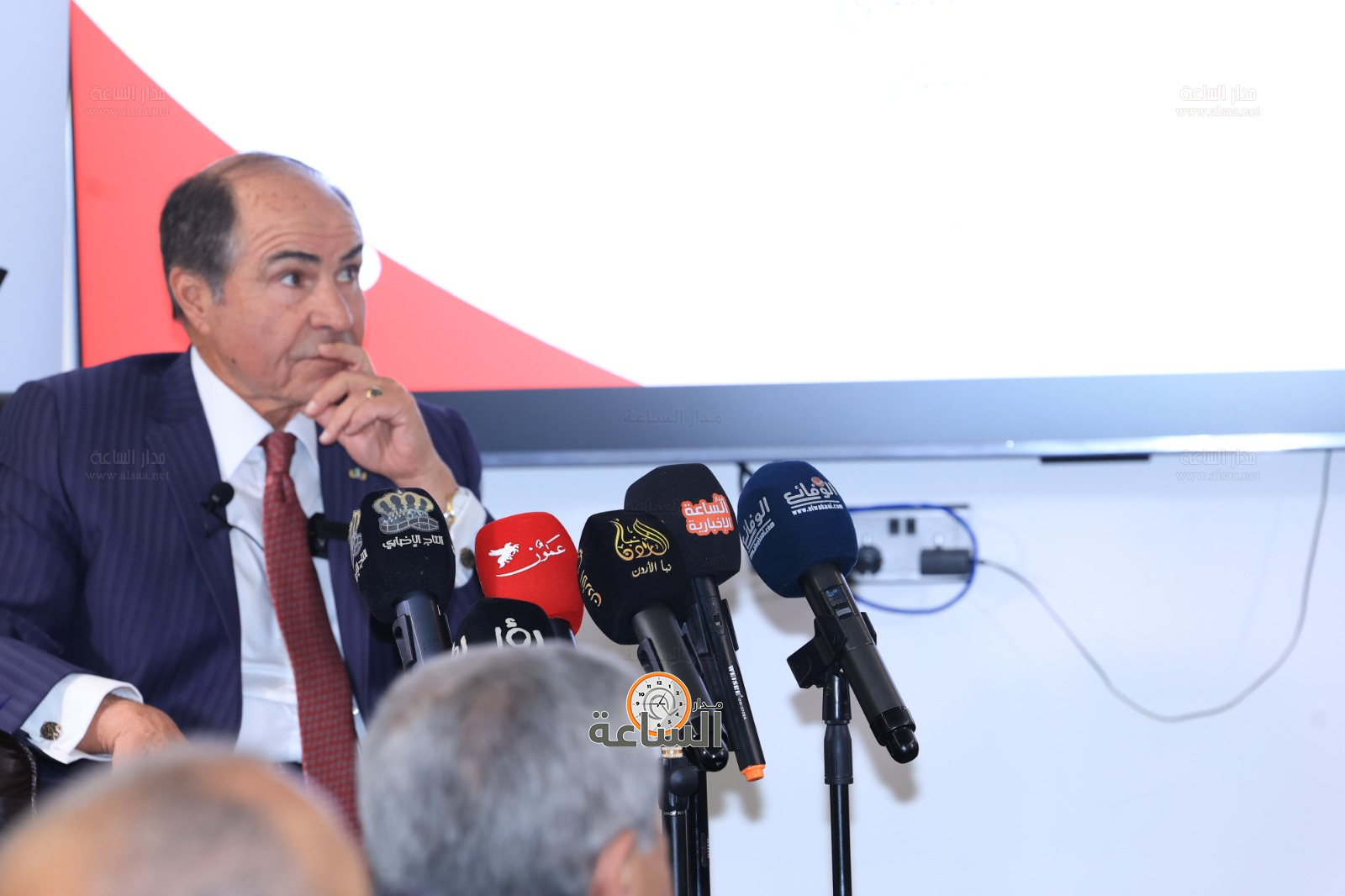 Madar Al-Saa Images 0.17671826107091404