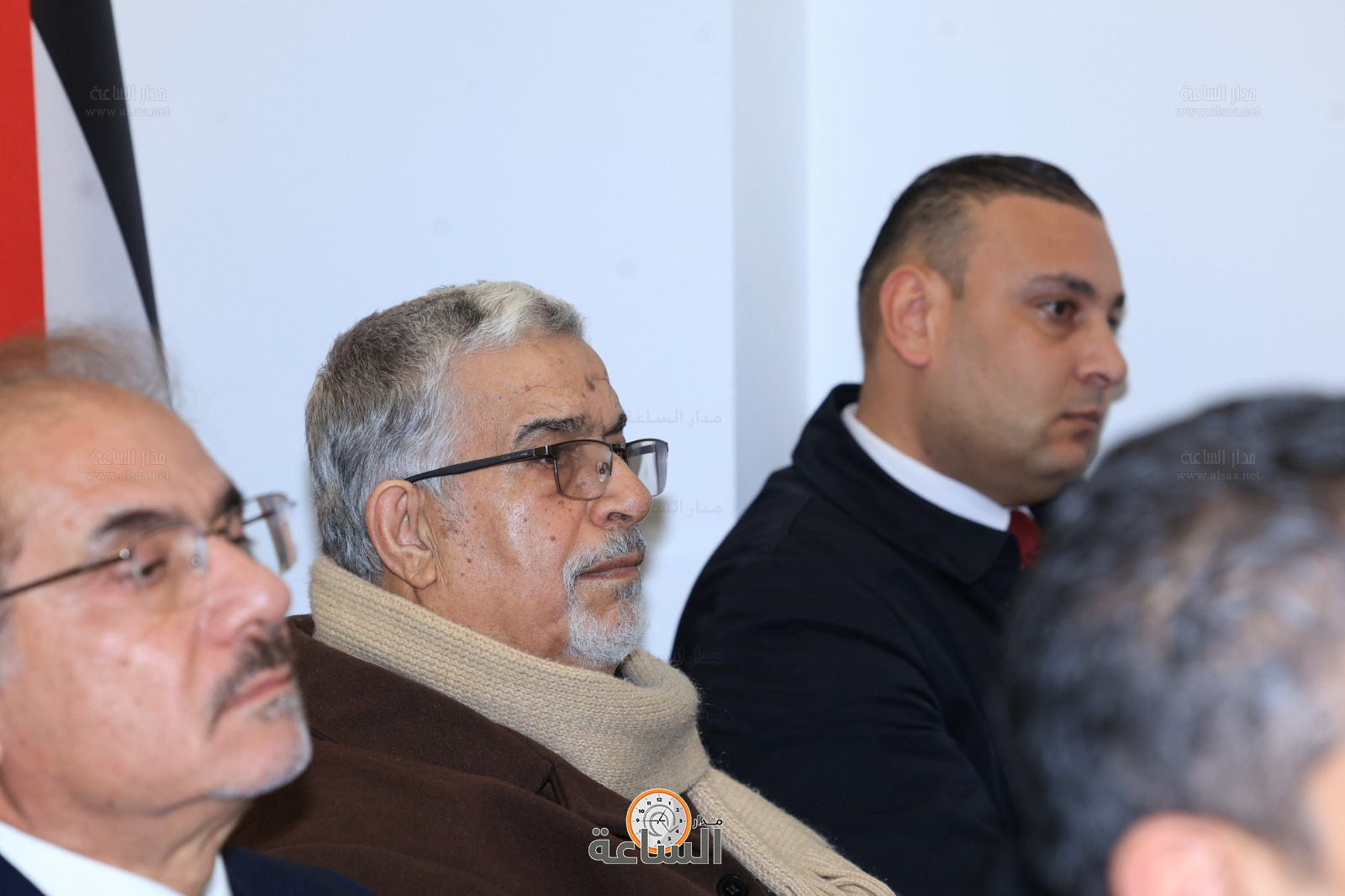 Madar Al-Saa Images 0.5564759594229296