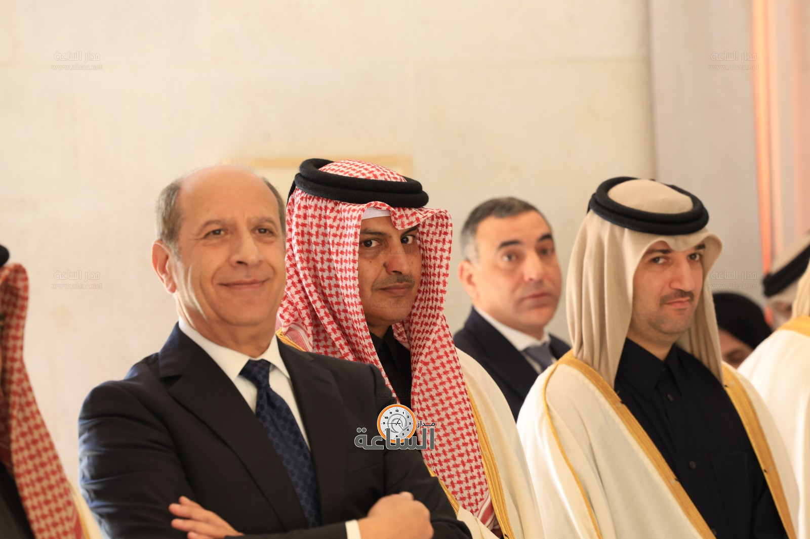 Madar Al-Saa Images 0.7839557179117984