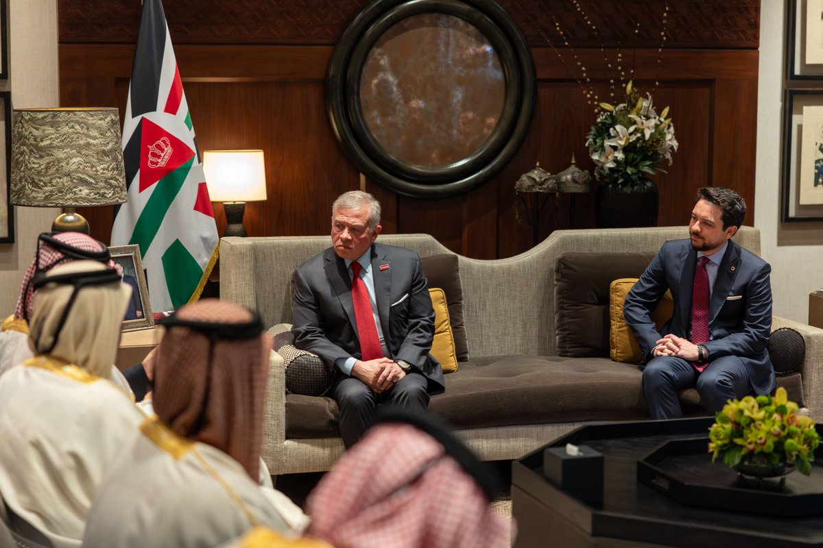 Madar Al-Saa Images 0.8779660223474477