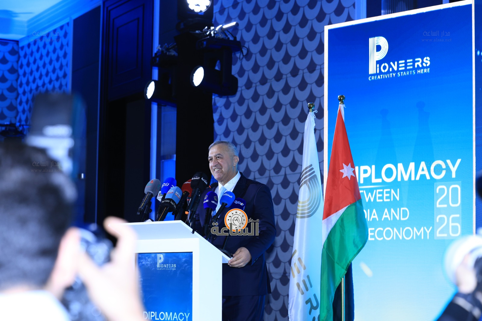 Madar Al-Saa Images 0.30086754862592857