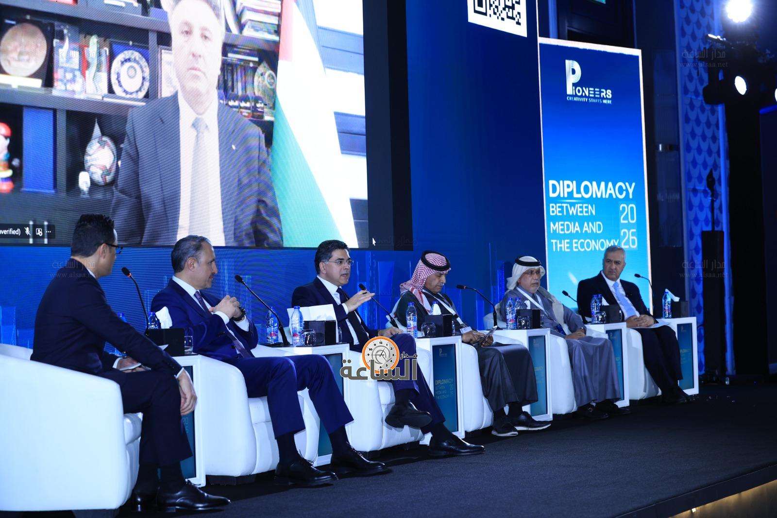 Madar Al-Saa Images 0.06965479007592779