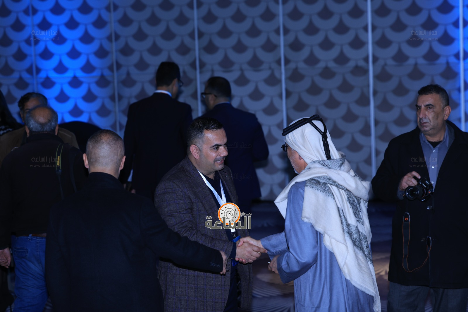 Madar Al-Saa Images 0.6757749587214336