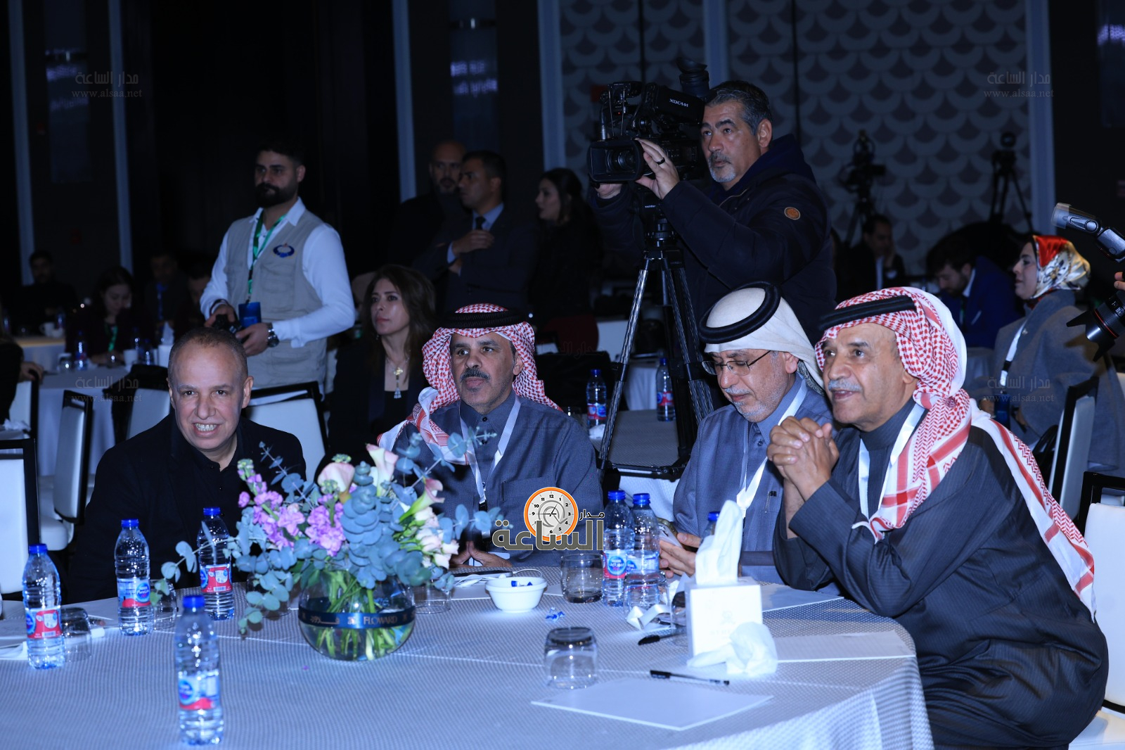 Madar Al-Saa Images 0.8322885641045727