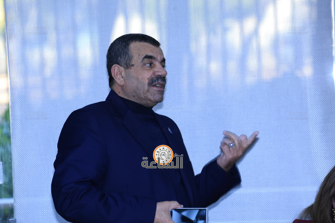 Madar Al-Saa Images 0.26294770858379335