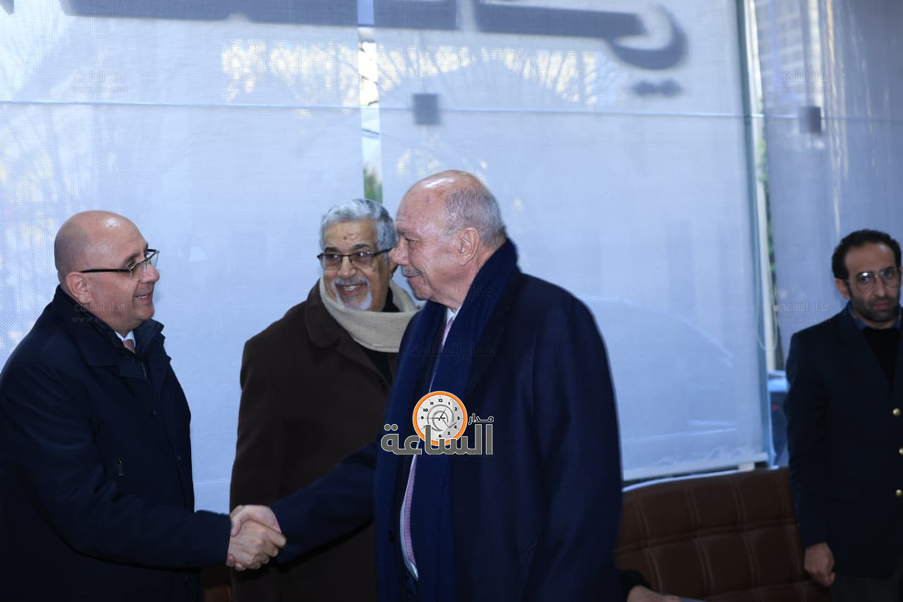 Madar Al-Saa Images 0.18969094263144848