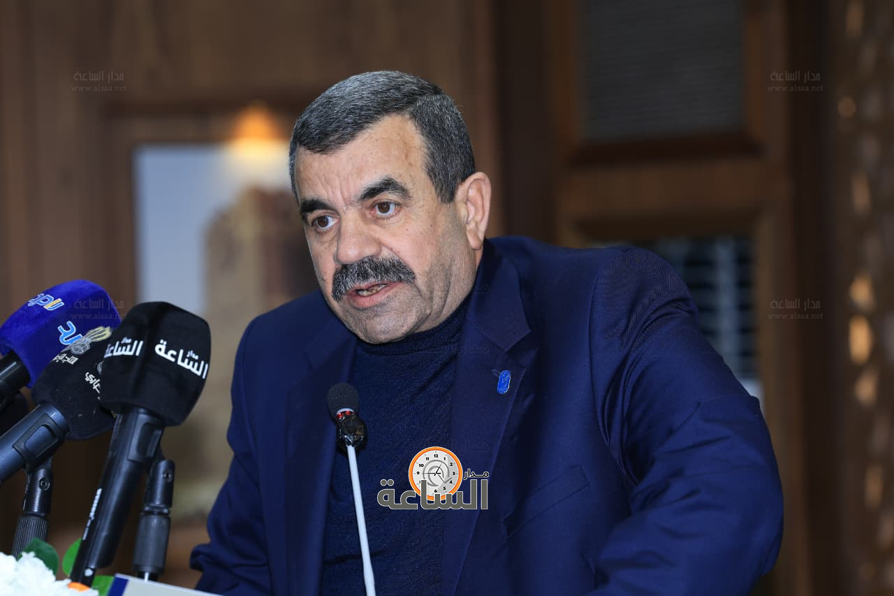 Madar Al-Saa Images 0.7450580343411787