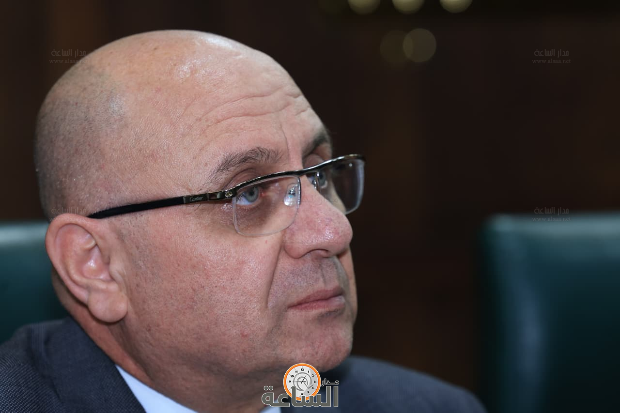 Madar Al-Saa Images 0.4090140011758172