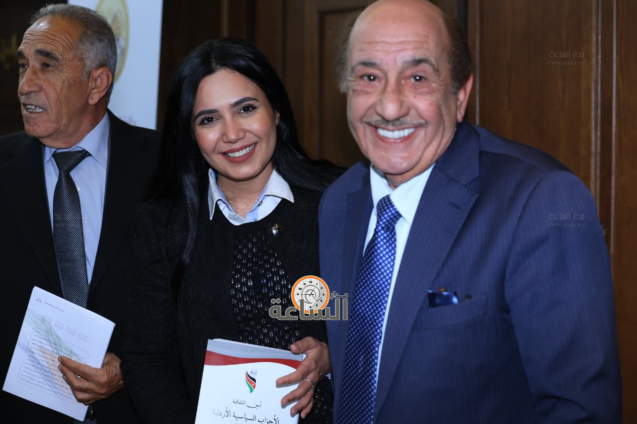 Madar Al-Saa Images 0.6256458818464236