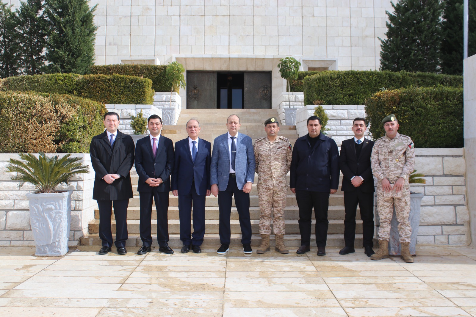 Madar Al-Saa Images 0.05797480440228708