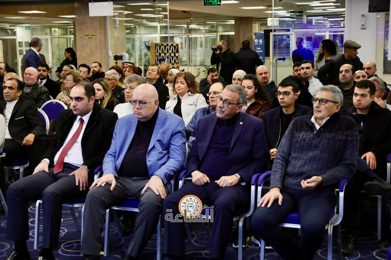 Madar Al-Saa Images 0.32969739615605387