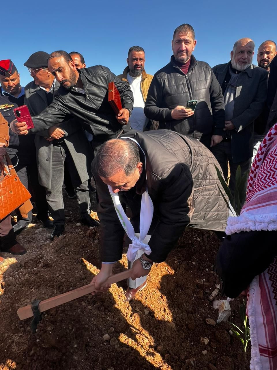 Madar Al-Saa Images 0.15166316071506358