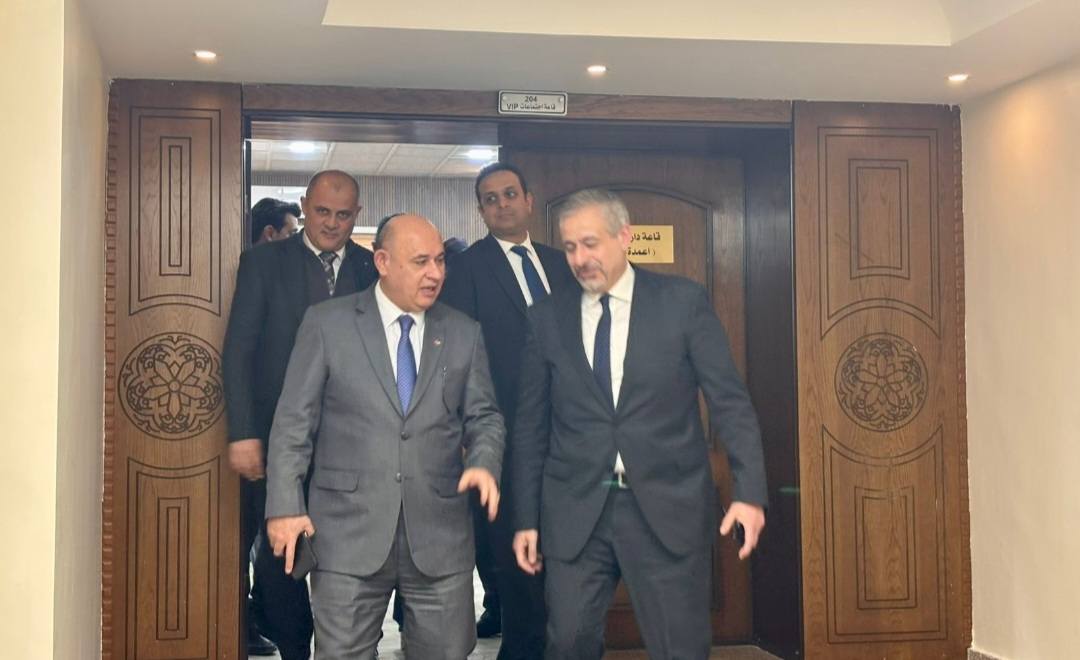 Madar Al-Saa Images 0.9459138999487683