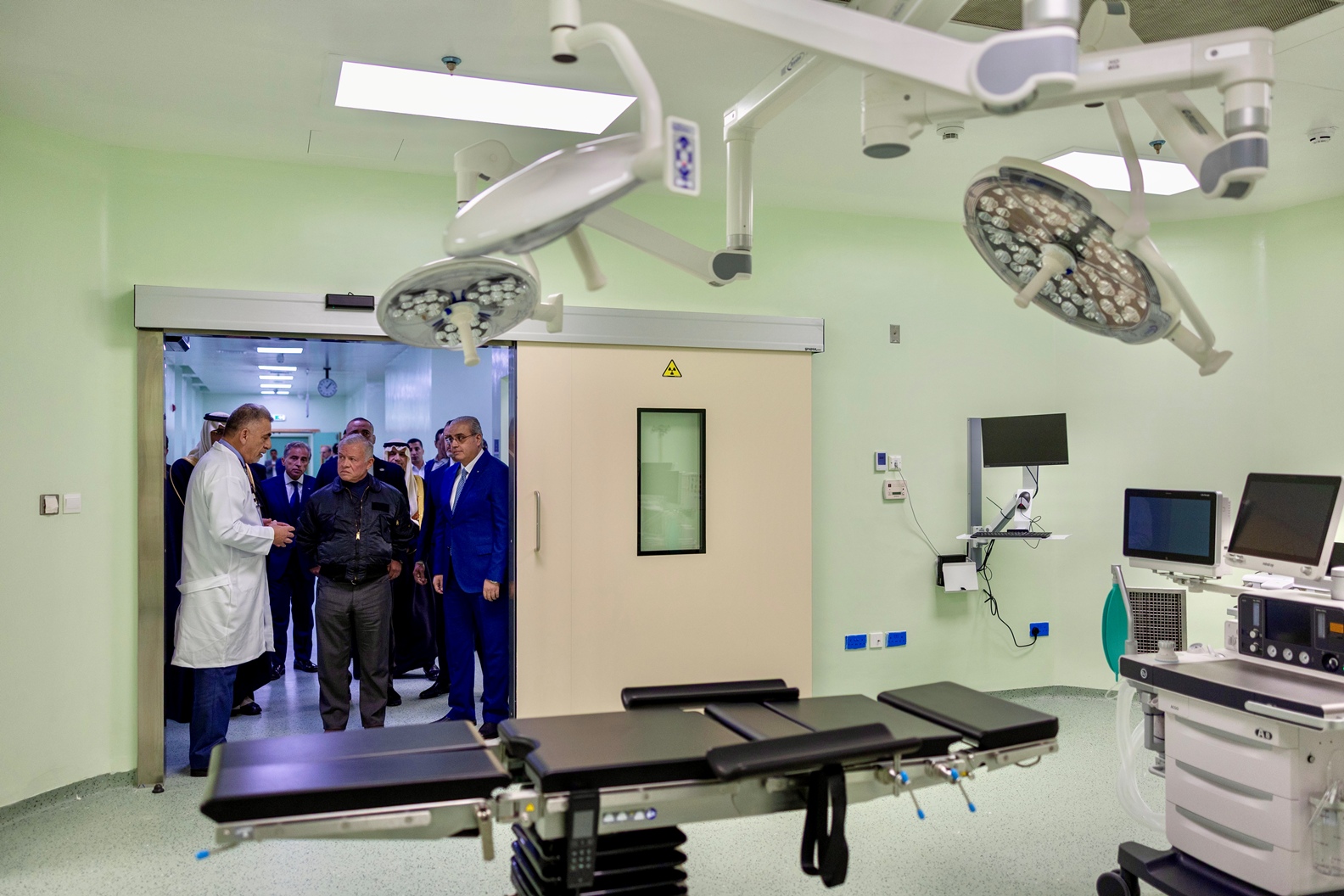 Madar Al-Saa Images 0.908506943280035