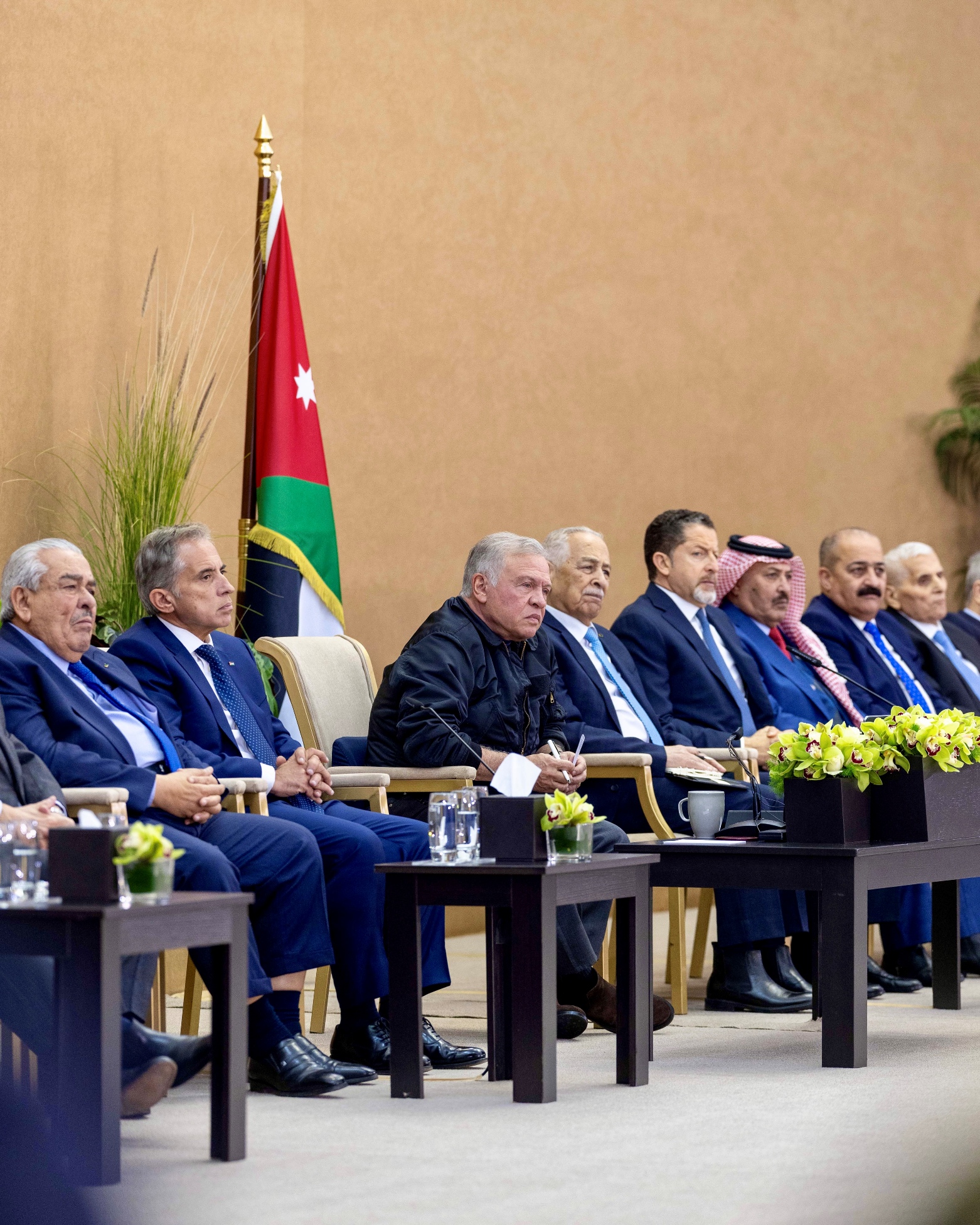 Madar Al-Saa Images 0.12556807652908253