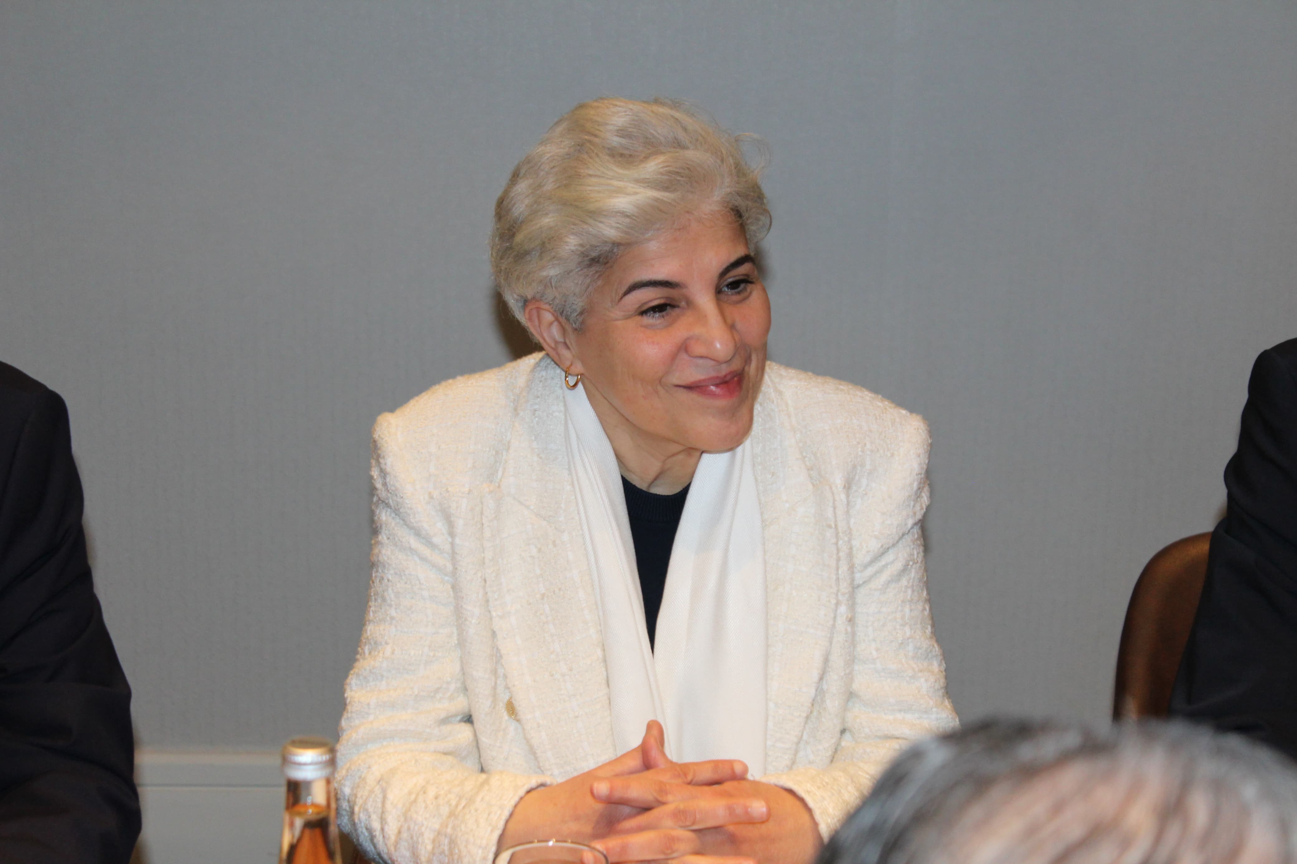 Madar Al-Saa Images 0.11393728481888044