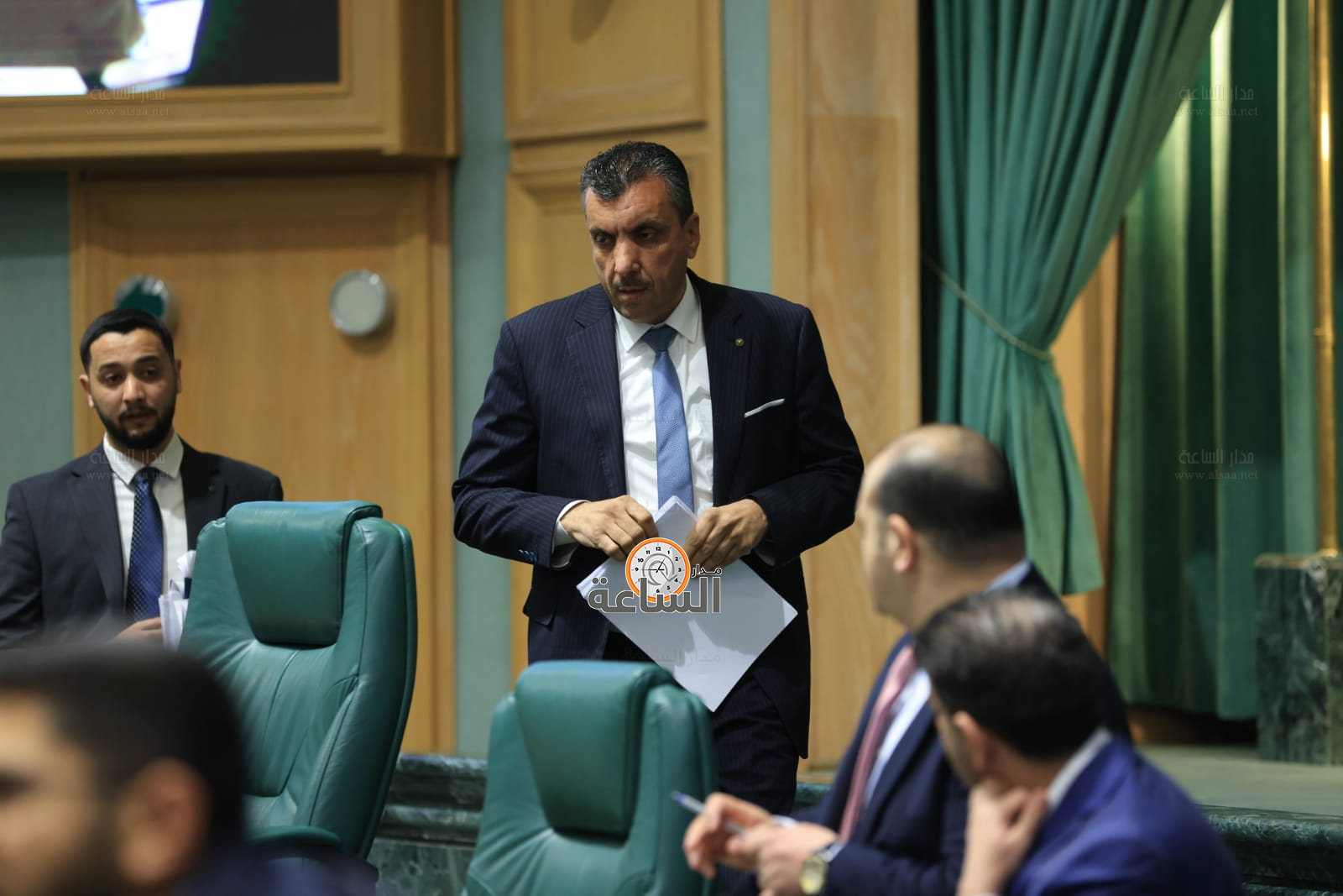 Madar Al-Saa Images 0.4574376594405737