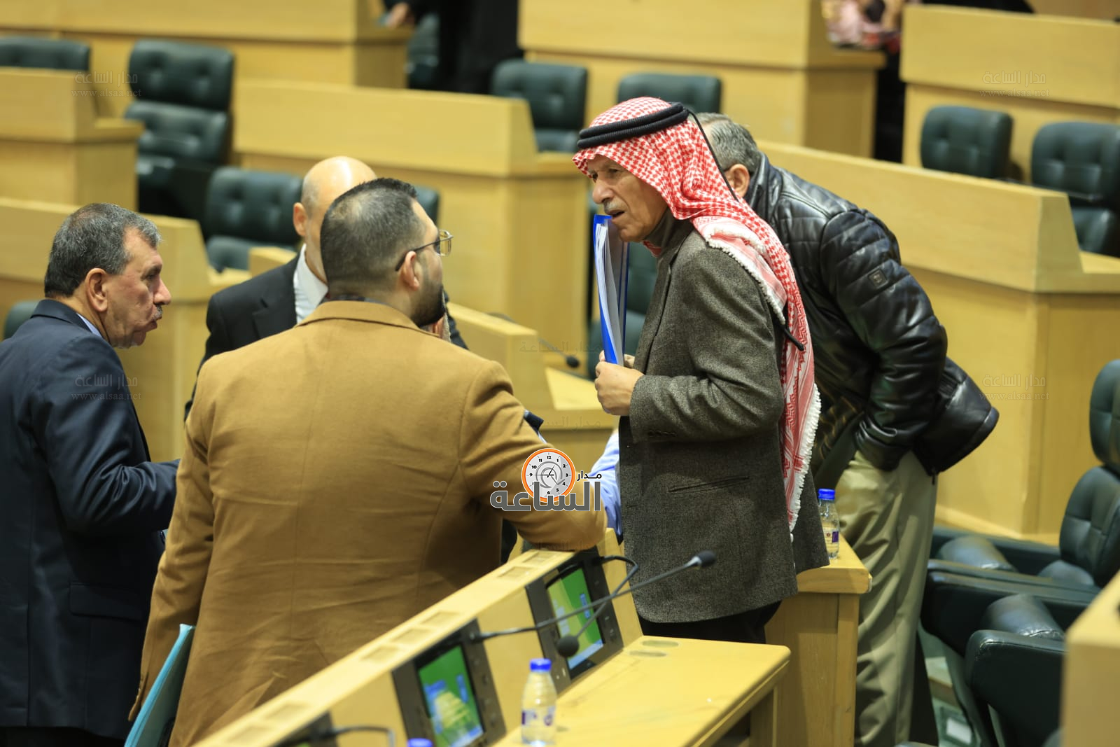 Madar Al-Saa Images 0.8587371825932334