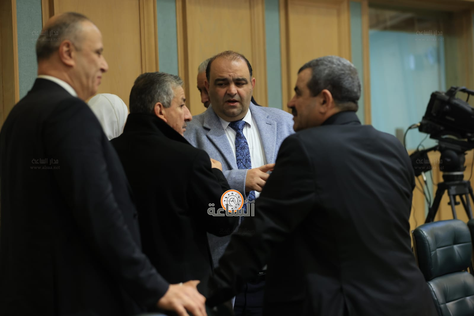 Madar Al-Saa Images 0.5684880783928048