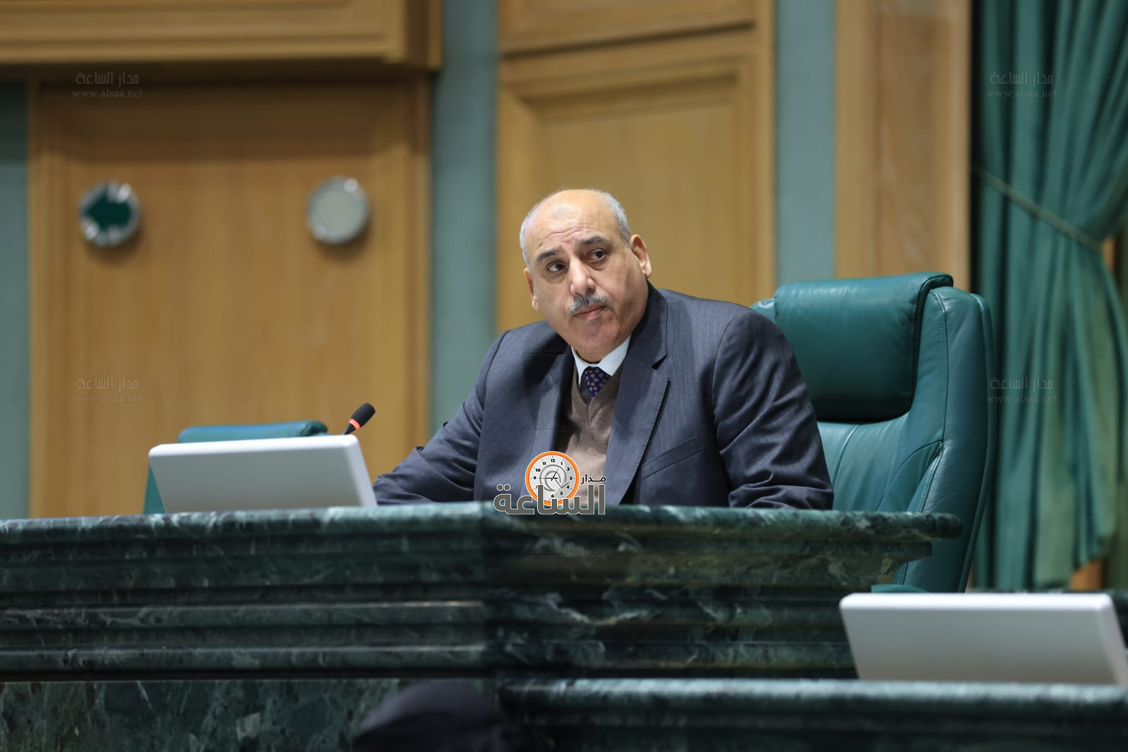 Madar Al-Saa Images 0.02053785657117735