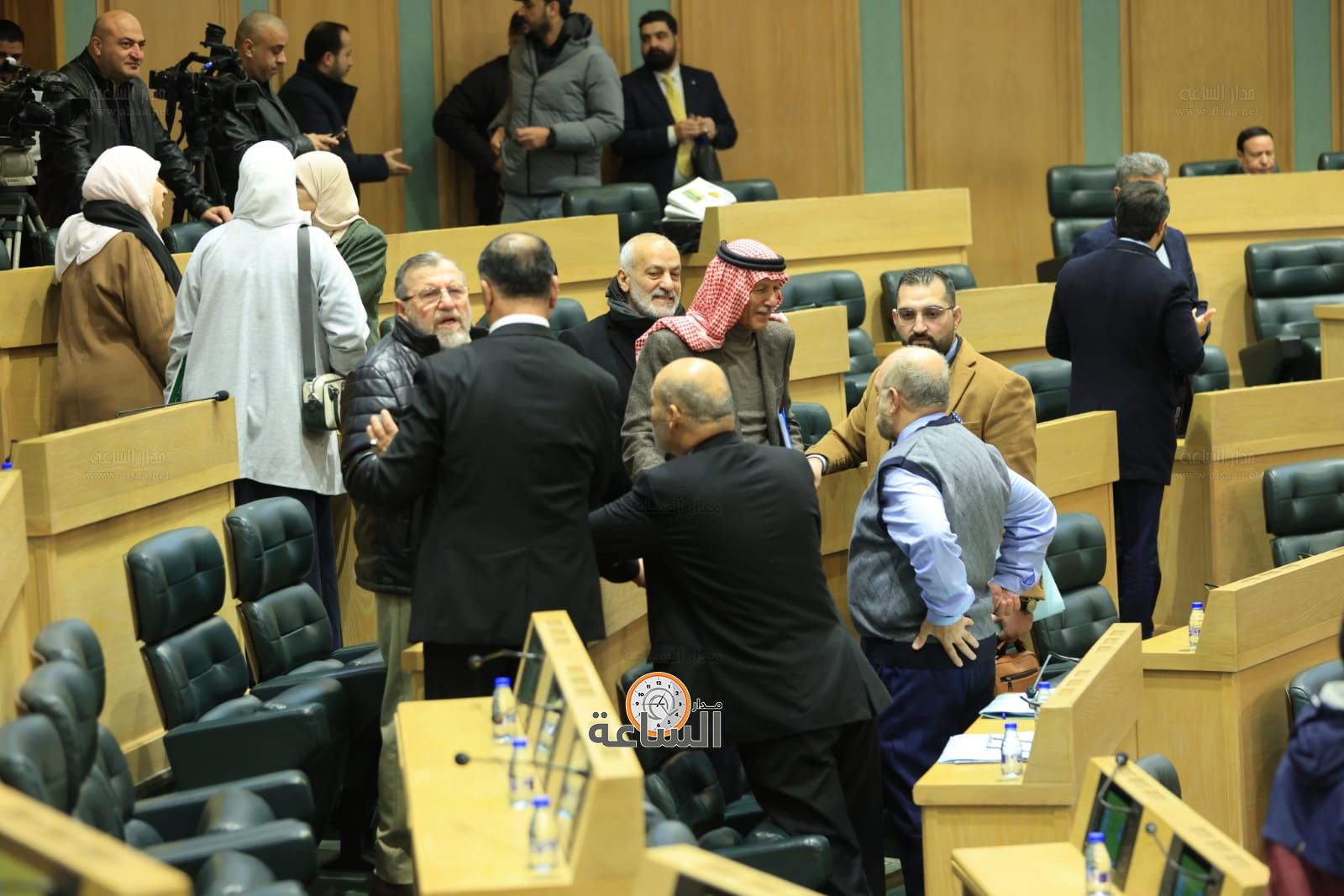 Madar Al-Saa Images 0.9710971109524841