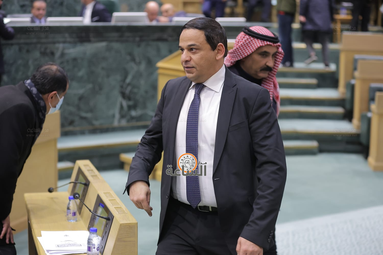 Madar Al-Saa Images 0.47001048122941325