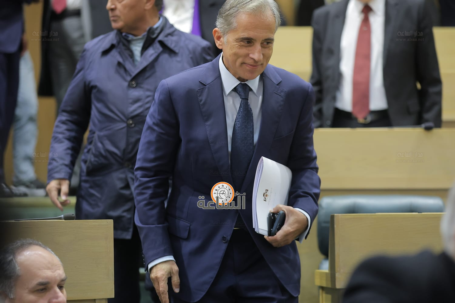 Madar Al-Saa Images 0.42904749259817