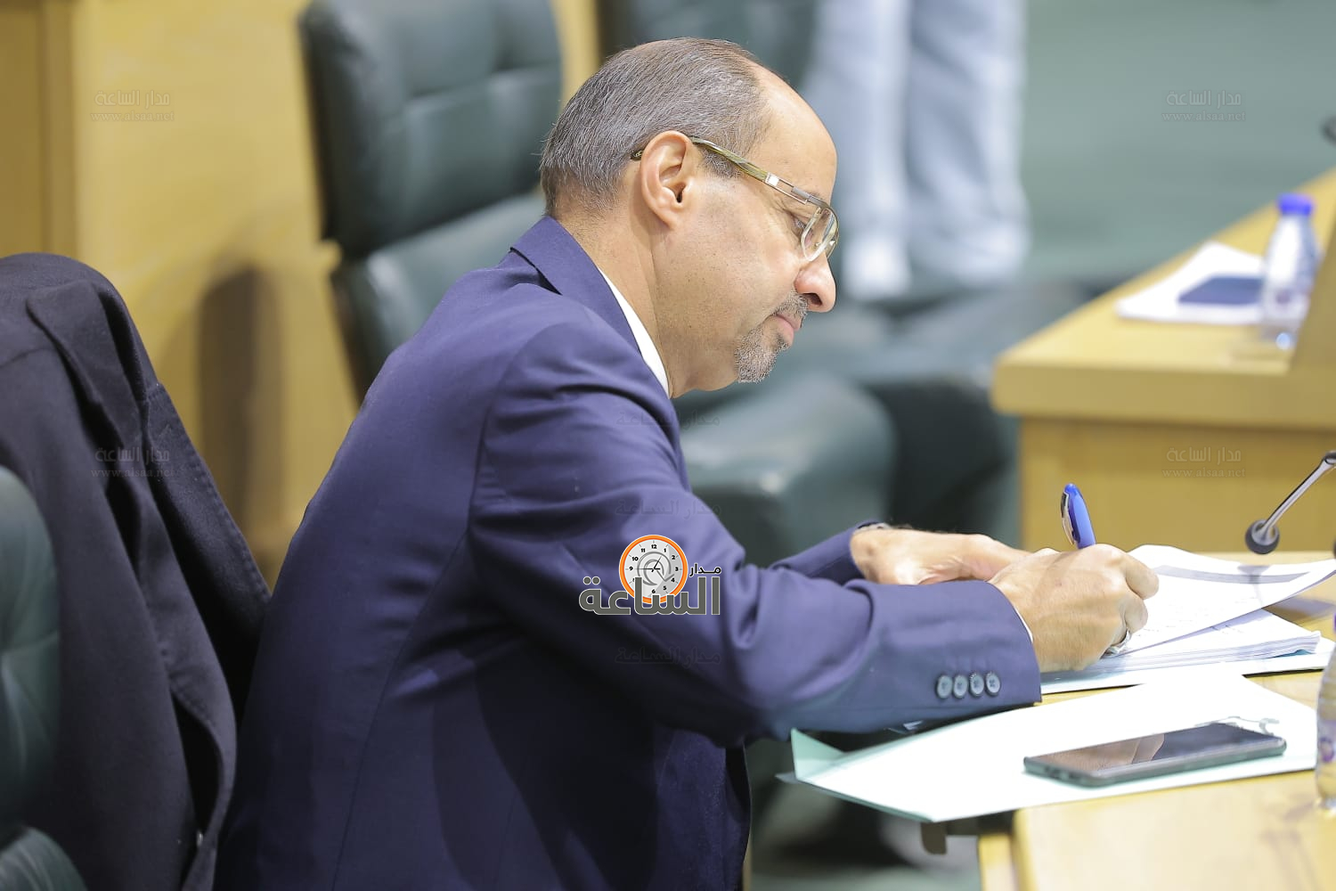 Madar Al-Saa Images 0.520560378156441